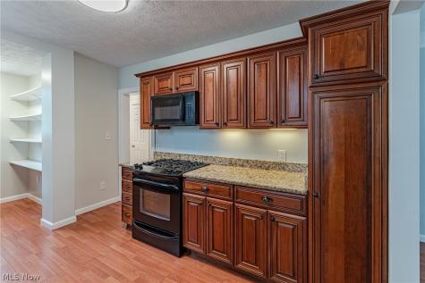 16724 Scottsdale Boulevard Shaker Heights OH 44120