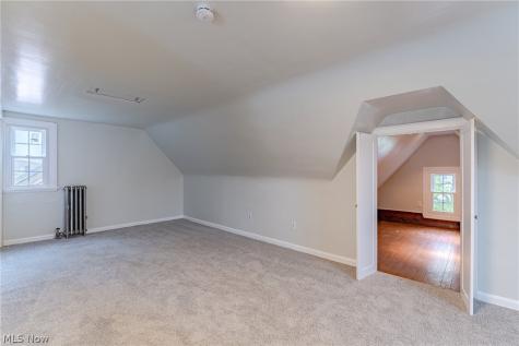 16724 Scottsdale Boulevard Shaker Heights OH 44120