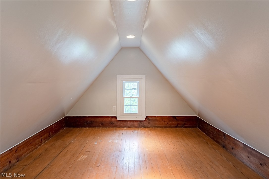 16724 Scottsdale Boulevard Shaker Heights OH 44120
