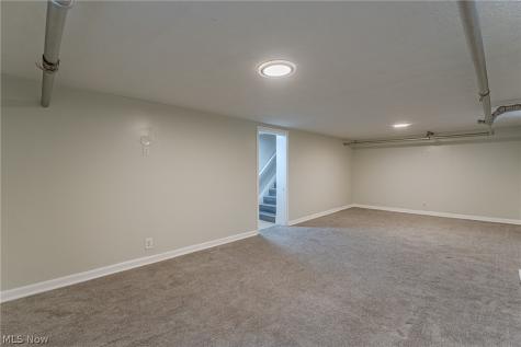 16724 Scottsdale Boulevard Shaker Heights OH 44120