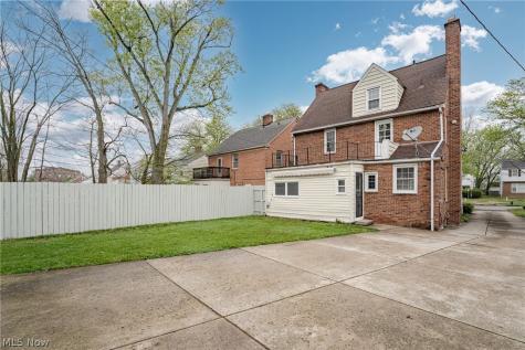 16724 Scottsdale Boulevard Shaker Heights OH 44120