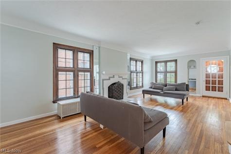 16724 Scottsdale Boulevard Shaker Heights OH 44120