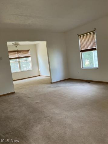 523 Broadway Avenue Youngstown OH 44510