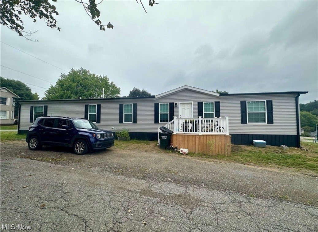 511 Jefferson Street Salineville OH 43945