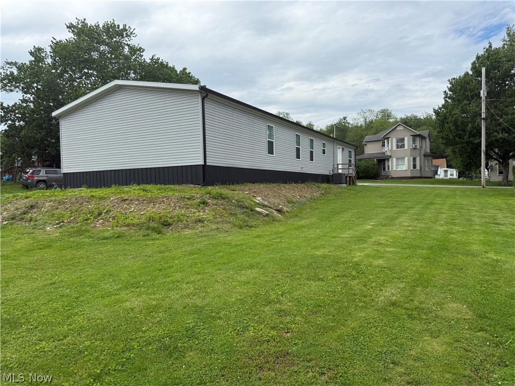 511 Jefferson Street Salineville OH 43945