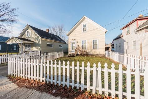 3326 W 61 Street Cleveland OH 44102