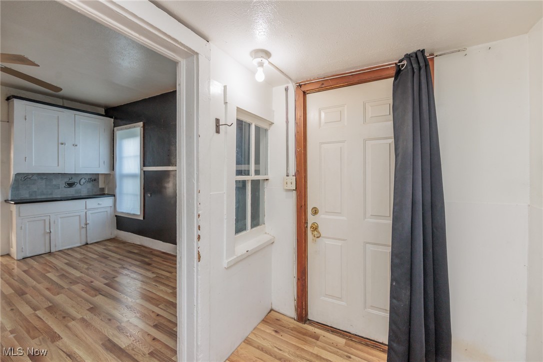 3326 W 61 Street Cleveland OH 44102