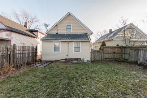 3326 W 61 Street Cleveland OH 44102