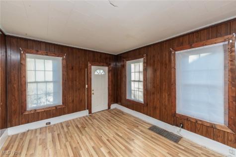 3326 W 61 Street Cleveland OH 44102