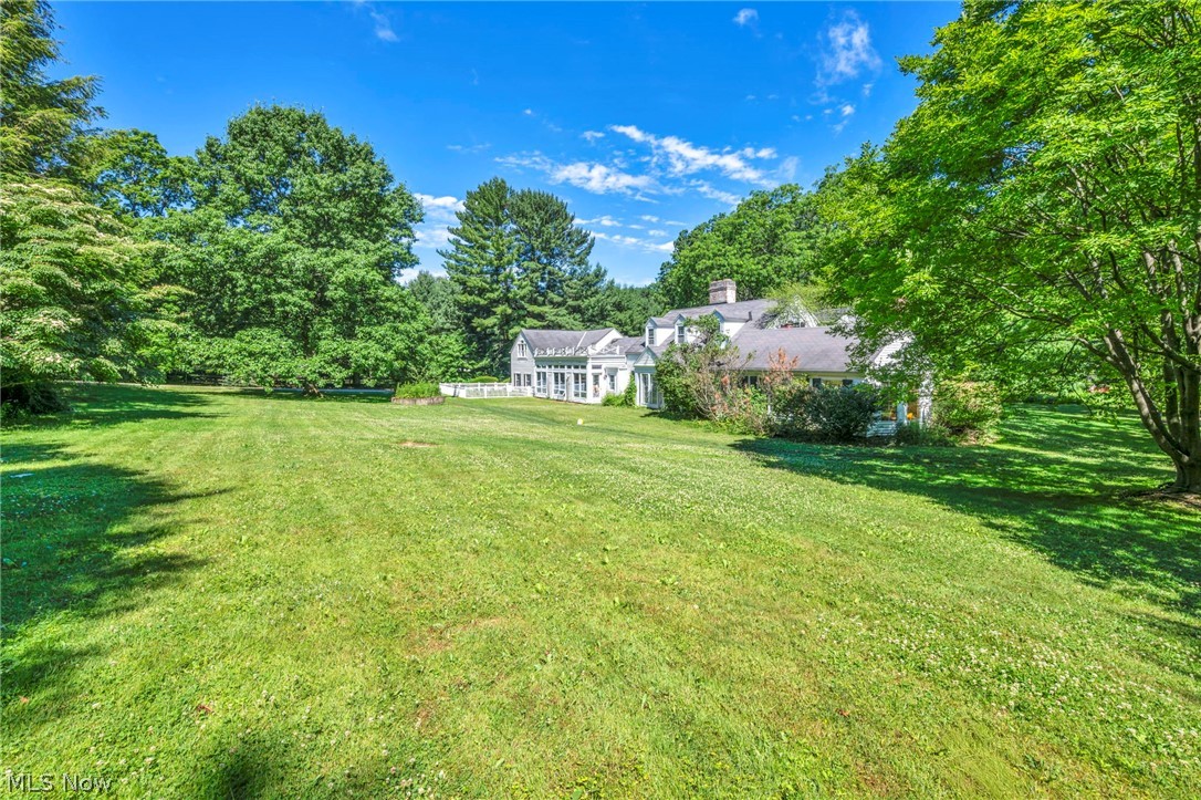 9044 Metcalf Road Waite Hill OH 44094