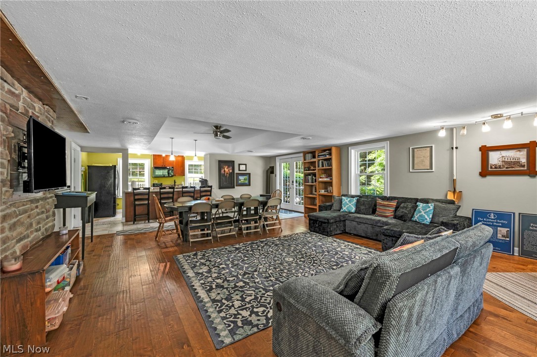9044 Metcalf Road Waite Hill OH 44094