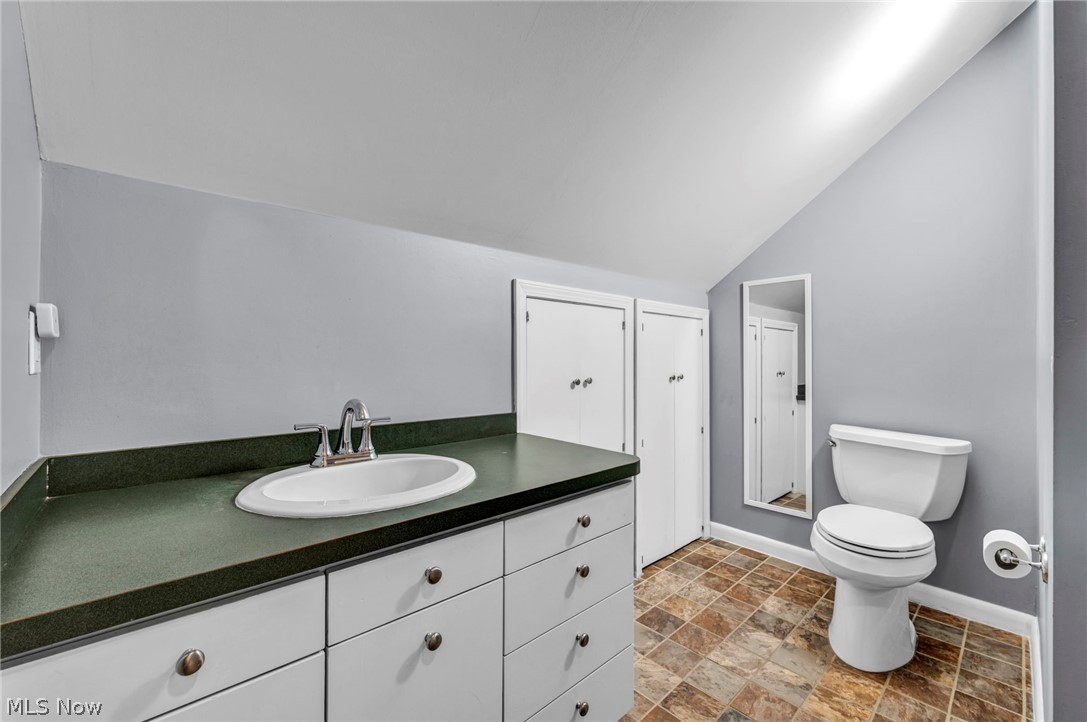 9044 Metcalf Road Waite Hill OH 44094