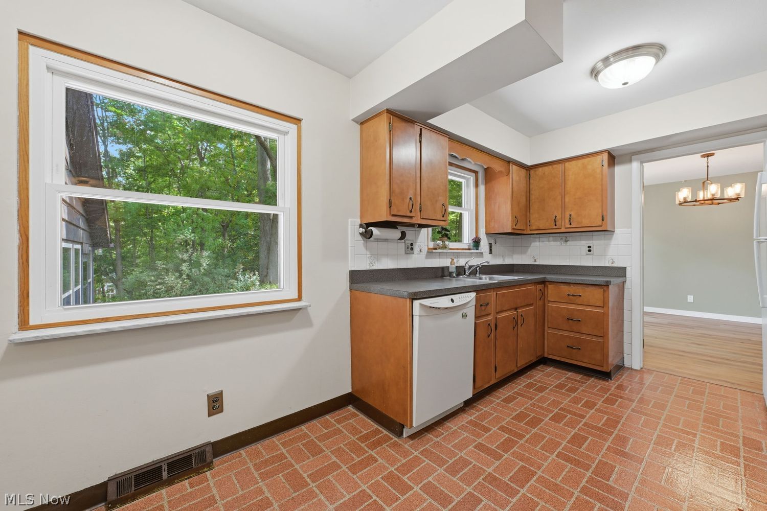 1583 S Carpenter Road Brunswick OH 44212