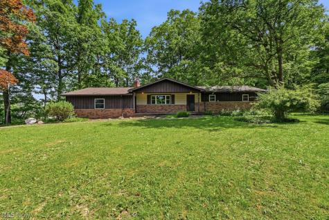1583 S Carpenter Road Brunswick OH 44212