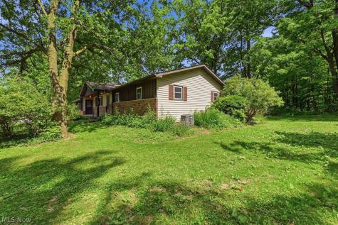 1583 S Carpenter Road Brunswick OH 44212