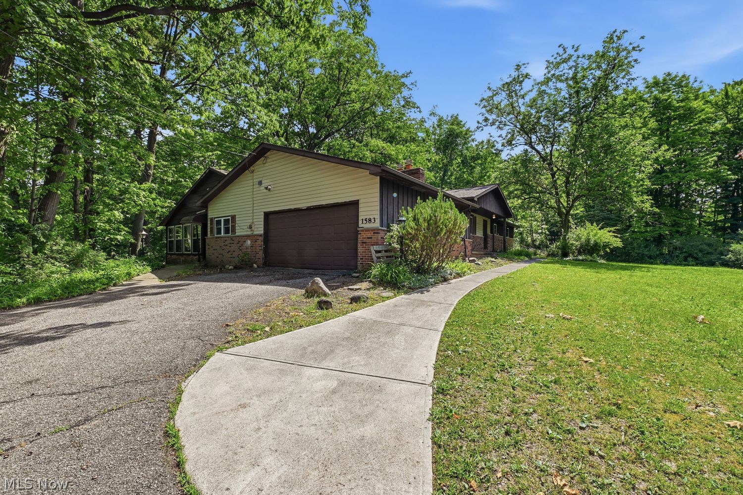 1583 S Carpenter Road Brunswick OH 44212