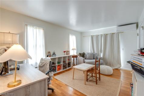 7156 Holzhauer Road Sagamore Hills OH 44067