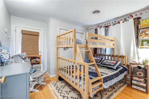 7156 Holzhauer Road Sagamore Hills OH 44067