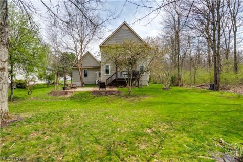 7156 Holzhauer Road Sagamore Hills OH 44067
