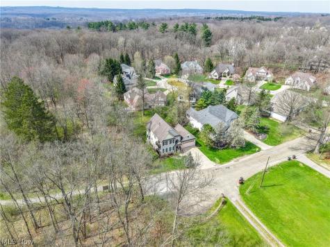 7156 Holzhauer Road Sagamore Hills OH 44067