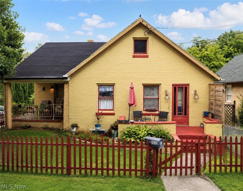 1013 Claibourne Street East Liverpool OH 43920