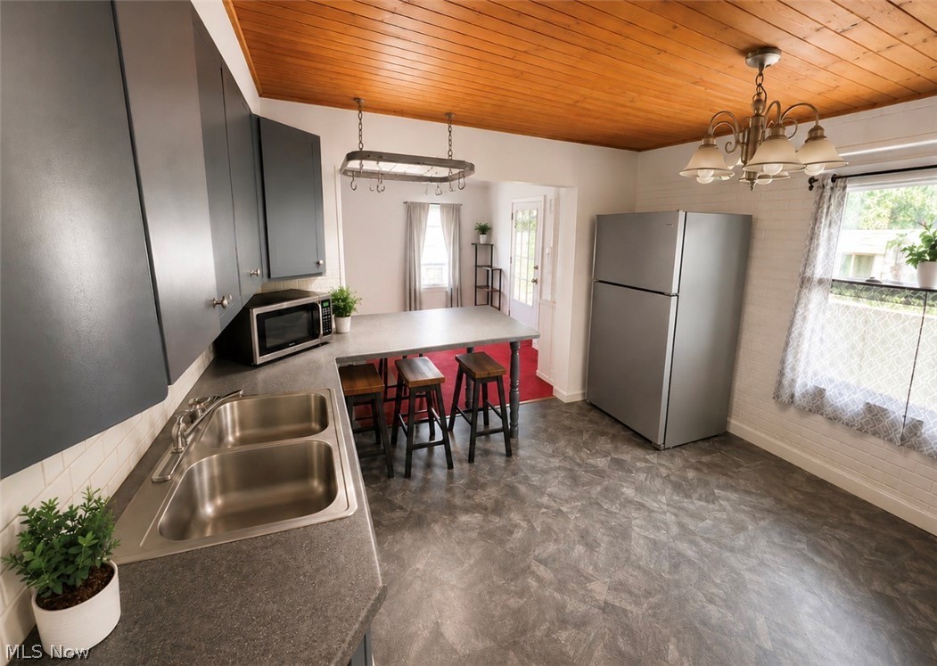 1013 Claibourne Street East Liverpool OH 43920