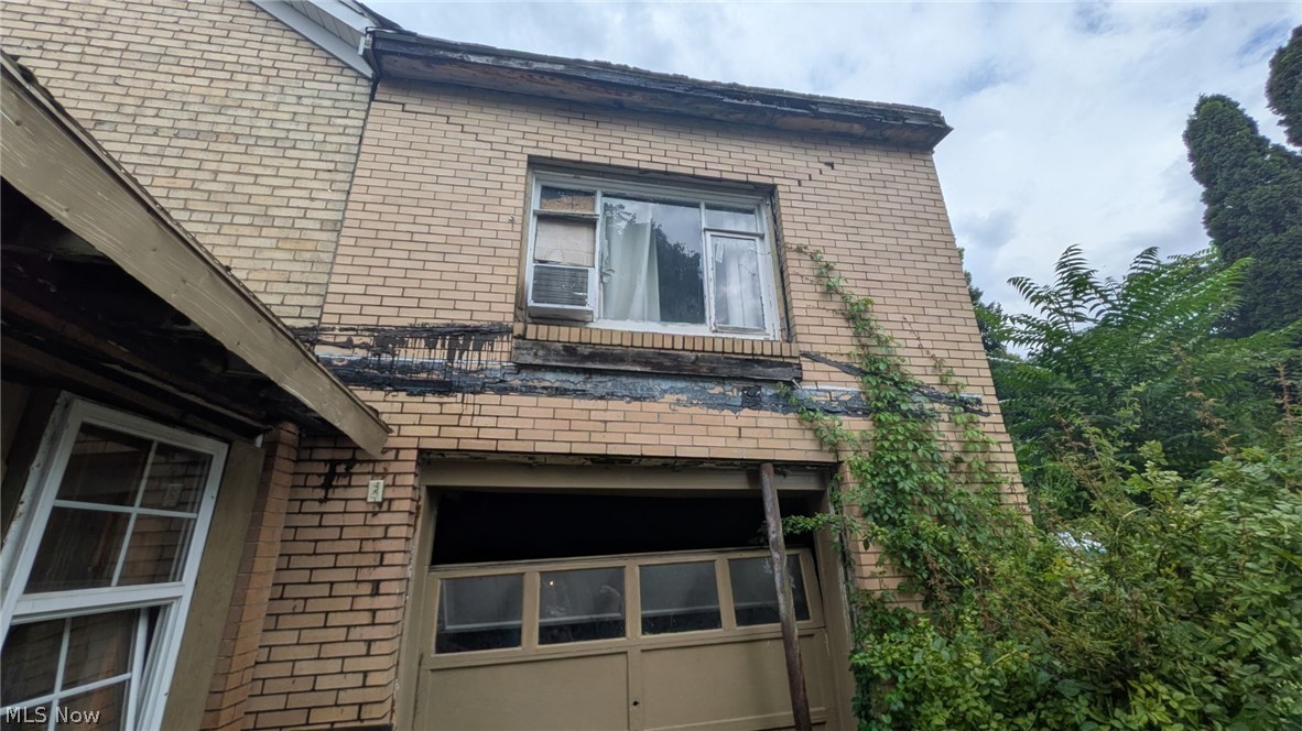1013 Claibourne Street East Liverpool OH 43920