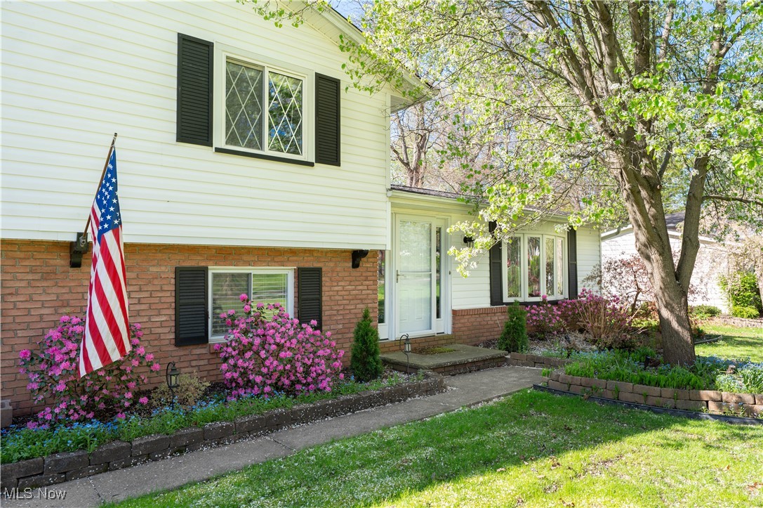 6951 Springledge Road Sagamore Hills OH 44067