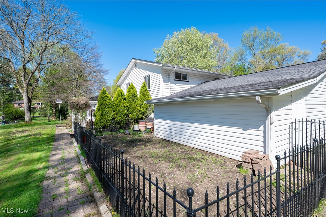 6951 Springledge Road Sagamore Hills OH 44067