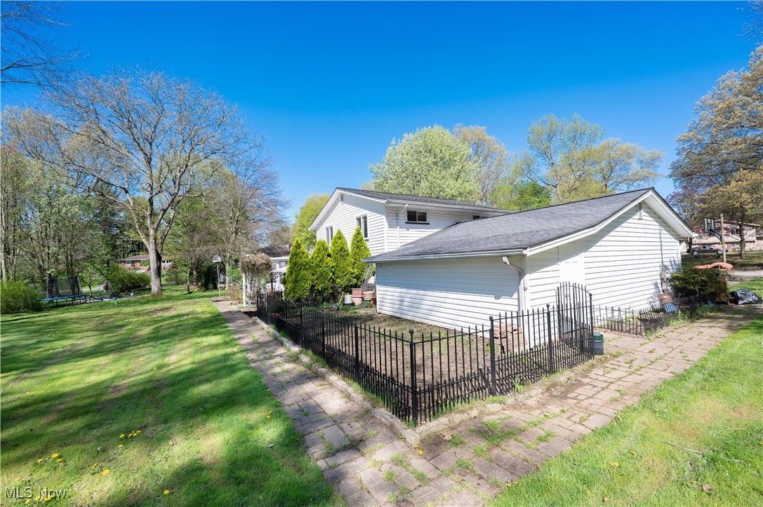 6951 Springledge Road Sagamore Hills OH 44067