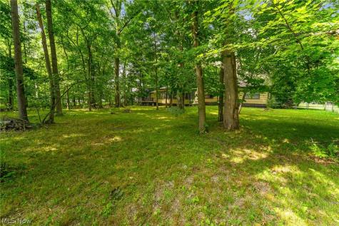 5573 Logan Arms Drive Youngstown OH 44420