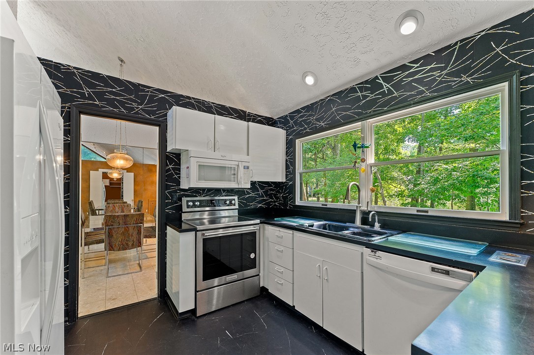 5573 Logan Arms Drive Youngstown OH 44420