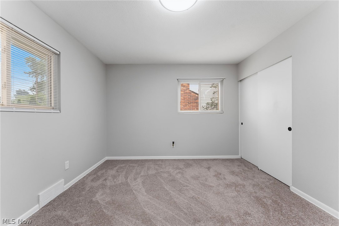 5653 Vickie Lane Bedford OH 44146