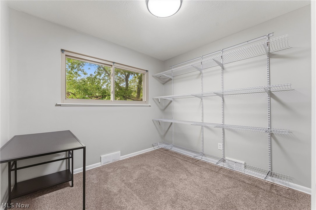 5653 Vickie Lane Bedford OH 44146