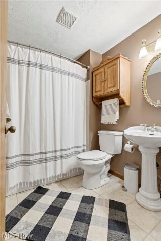 2617 Northam Circle NW North Canton OH 44720