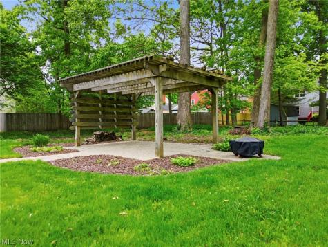 2617 Northam Circle NW North Canton OH 44720