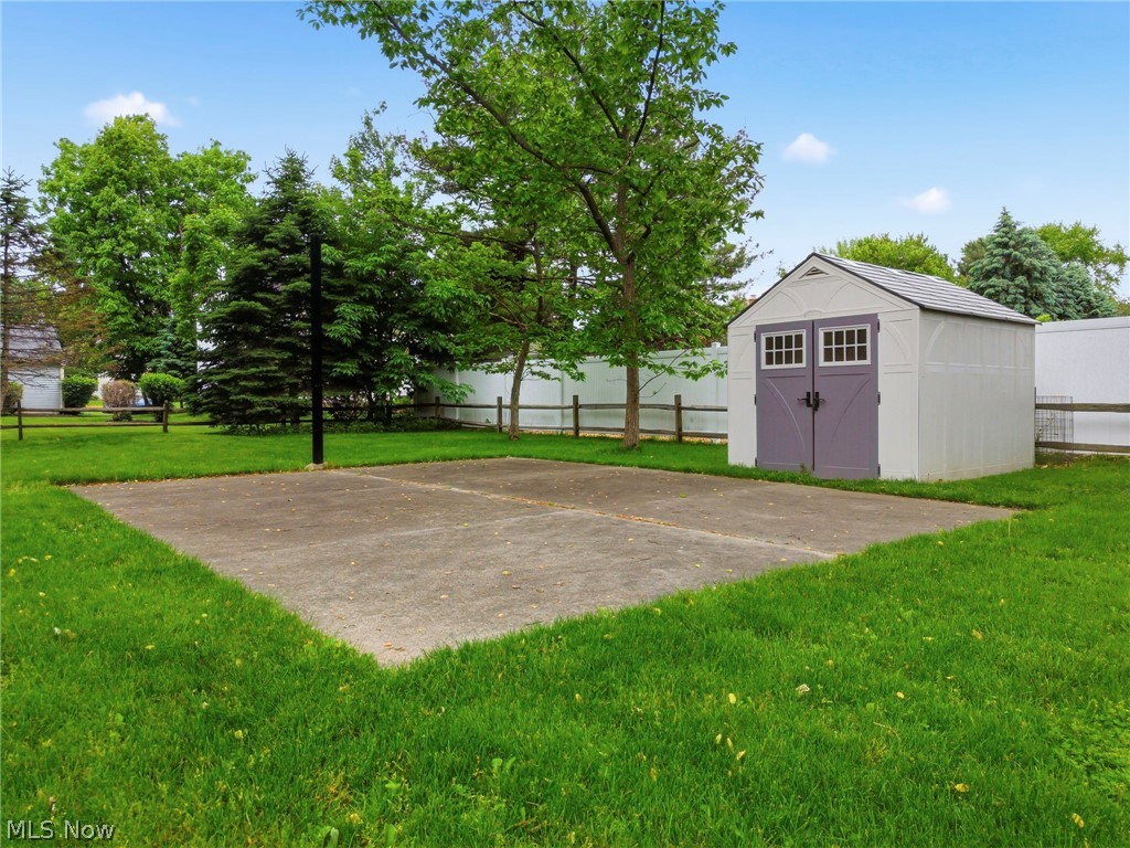 2617 Northam Circle NW North Canton OH 44720