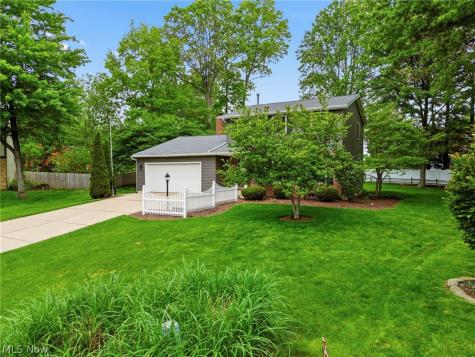 2617 Northam Circle NW North Canton OH 44720