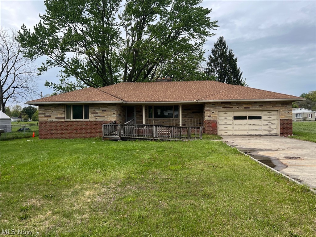 156 Cooper Foster Park Road W Lorain OH 44053