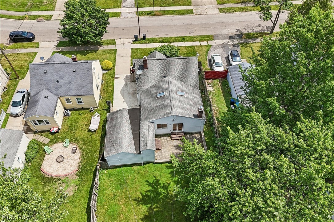 1666 Thornapple Avenue Akron OH 44301