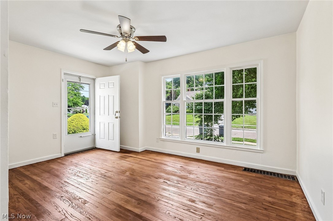 1666 Thornapple Avenue Akron OH 44301