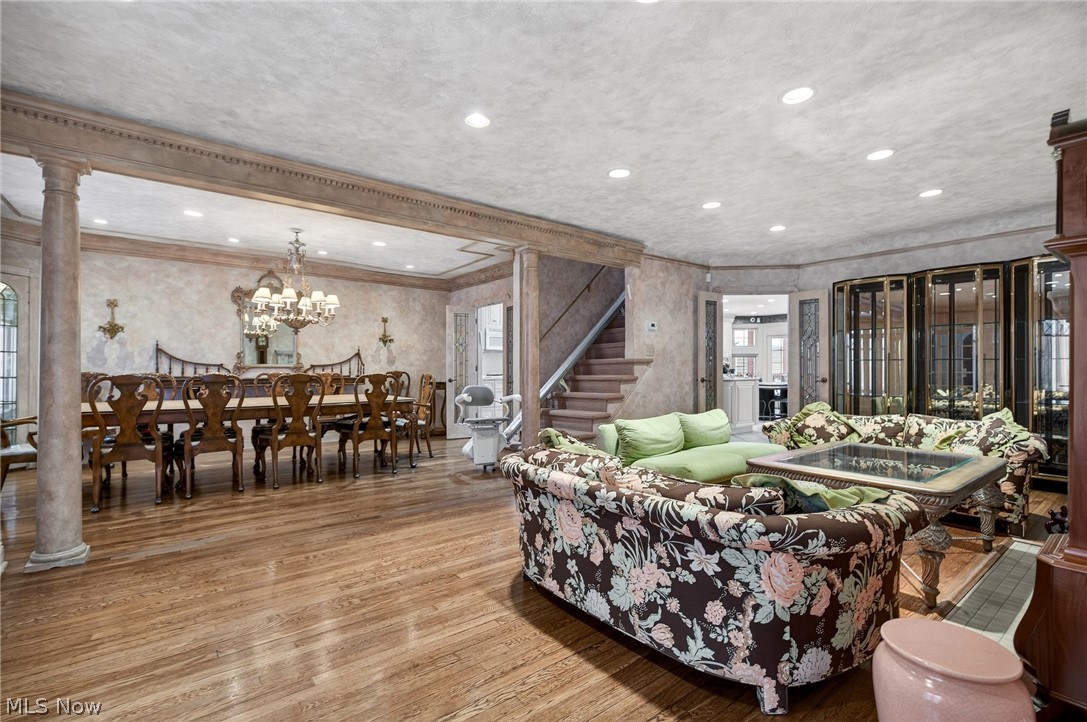 3498 Bainbridge Road Cleveland Heights OH 44118