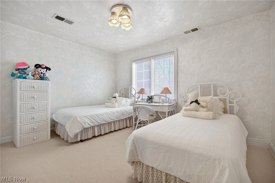 3498 Bainbridge Road Cleveland Heights OH 44118