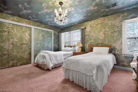 3498 Bainbridge Road Cleveland Heights OH 44118