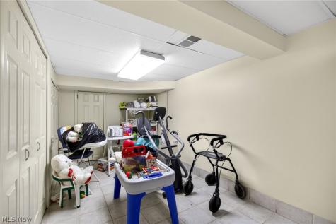 3498 Bainbridge Road Cleveland Heights OH 44118