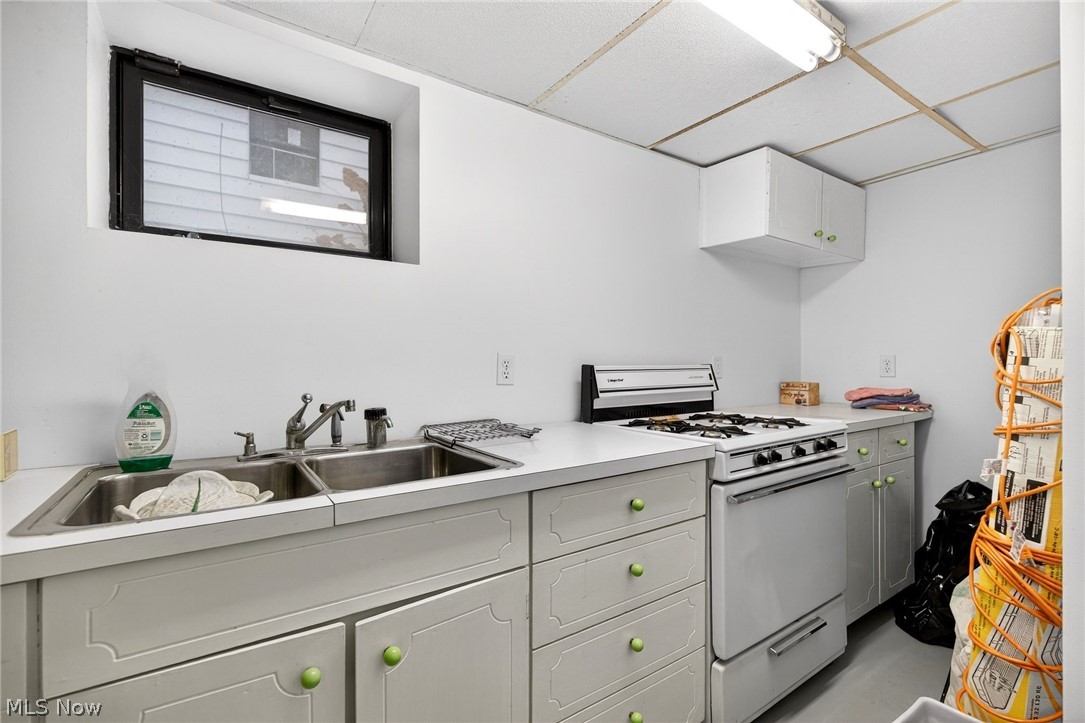 3498 Bainbridge Road Cleveland Heights OH 44118