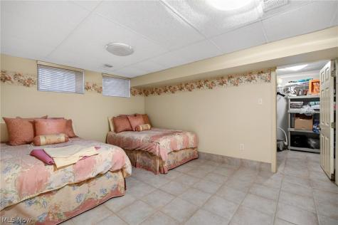 3498 Bainbridge Road Cleveland Heights OH 44118