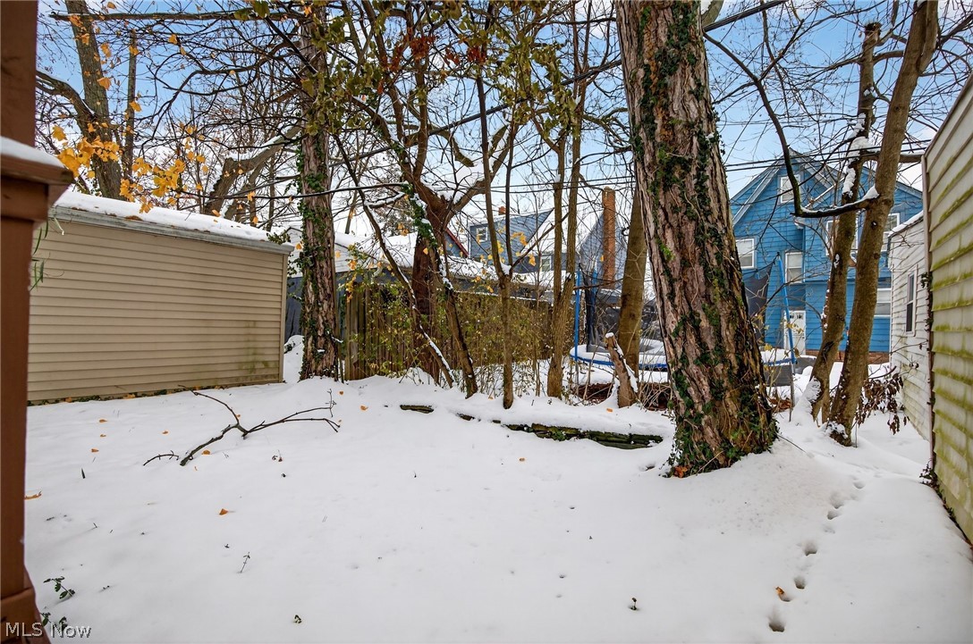 3498 Bainbridge Road Cleveland Heights OH 44118