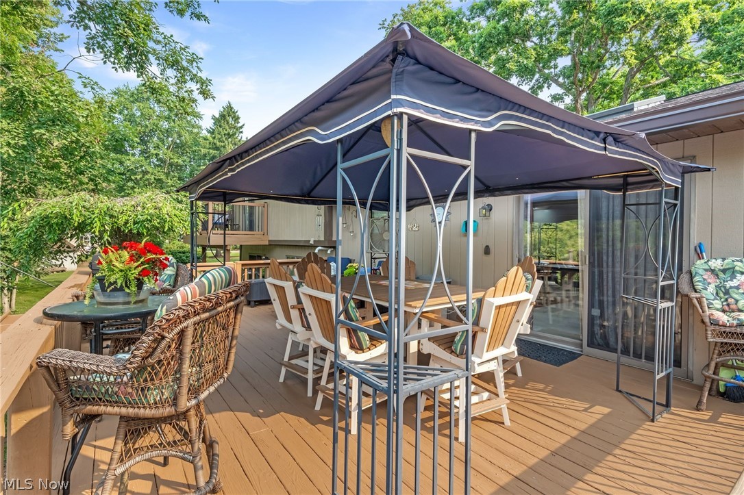 1120 W Comet Road Clinton OH 44216
