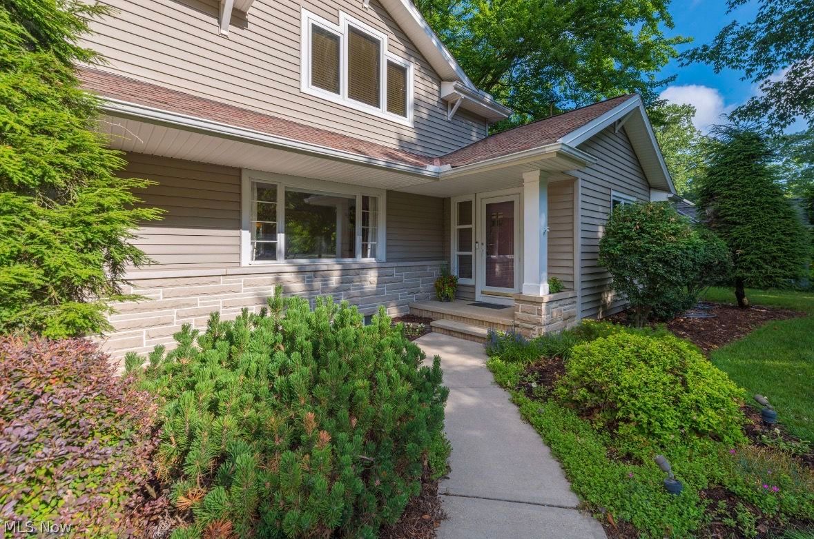 1840 Westhill Boulevard Westlake OH 44145